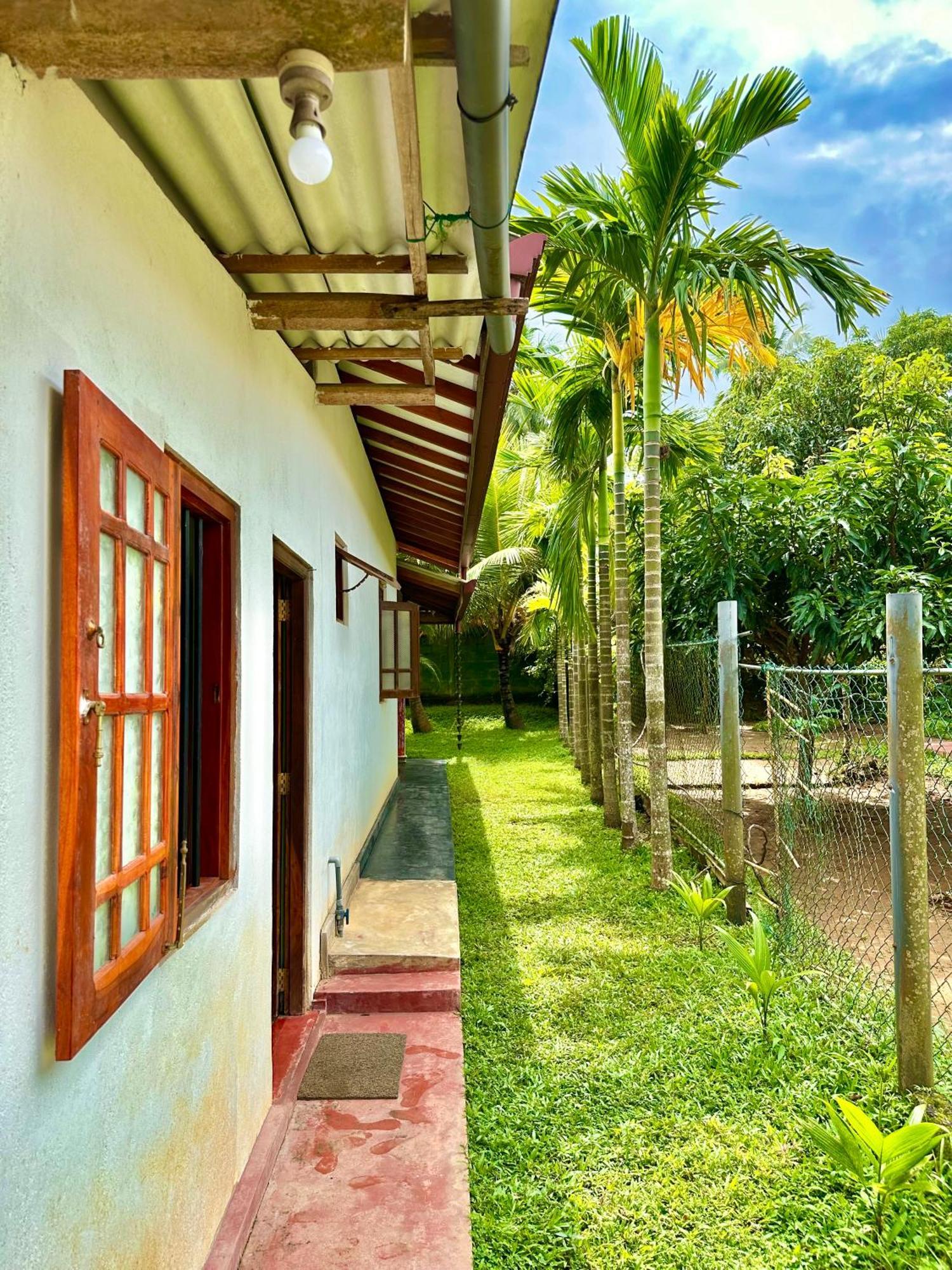 Jasmin Homestay Marakolliya Tangalle Esterno foto